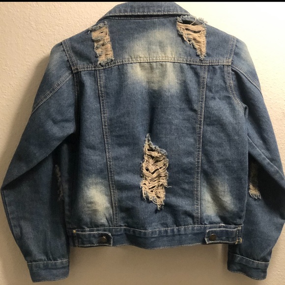 Bleach-washed Ripped Denim Jacket - Picture 5 of 8